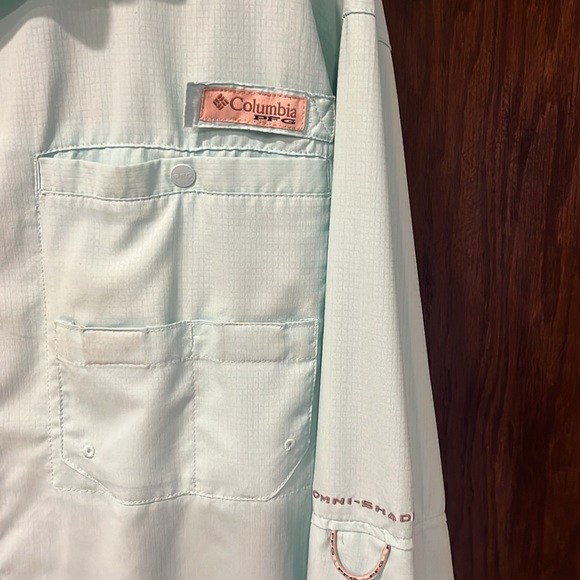 Men’s Columbia button down shirt - Picture 4 of 6